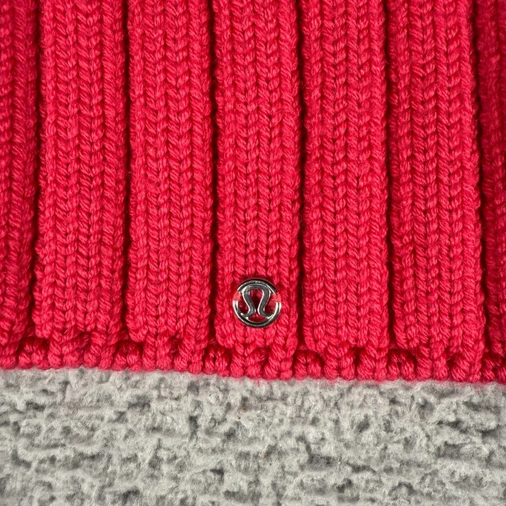 Lululemon Blissed Out‎ Toque Hat Pink Boom Juice Merino Wool Soft